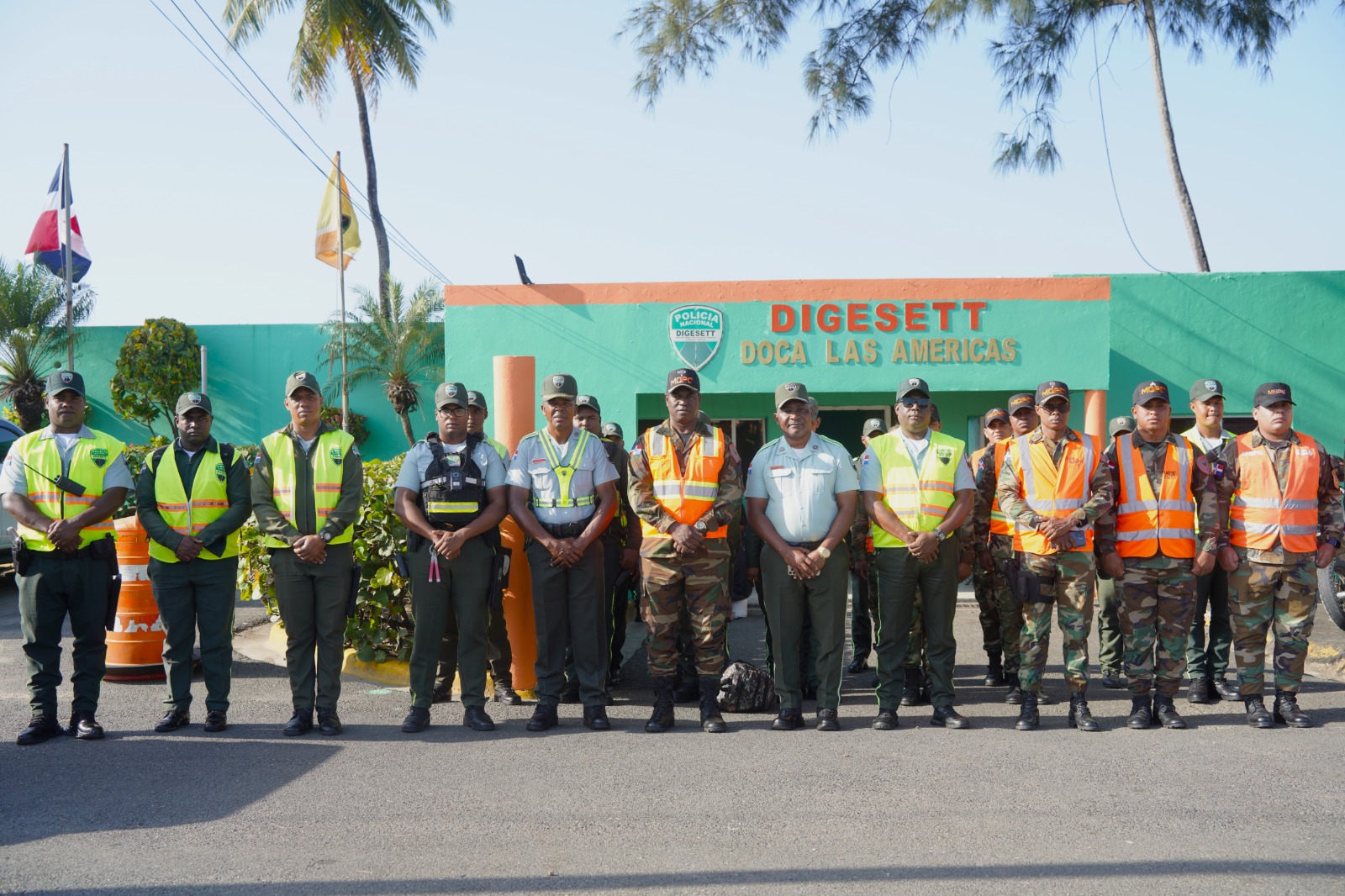 DIGESETT y COMIPOL refuerzan la seguridad vial con operativos en autopistas