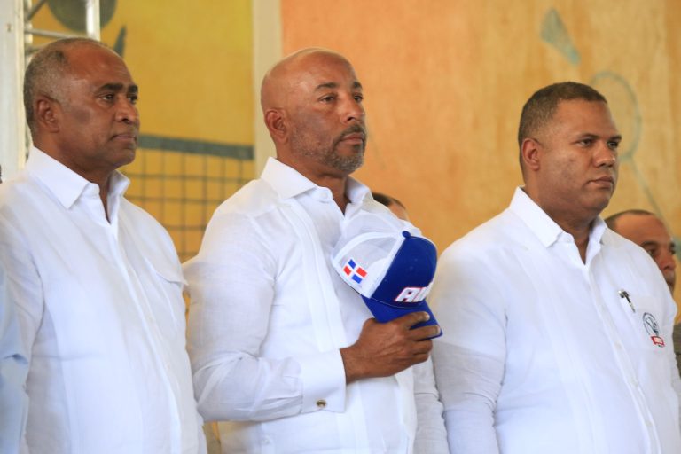 AIBI Presenta Proyecto para Fortalecer el Desarrollo del Béisbol en Peravia
