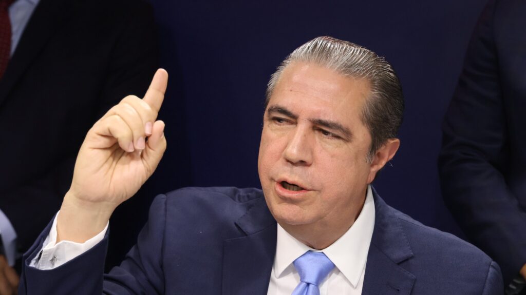 Exministro de Turismo asegura que desaparición de turista es un caso aislado y defiende seguridad en RD