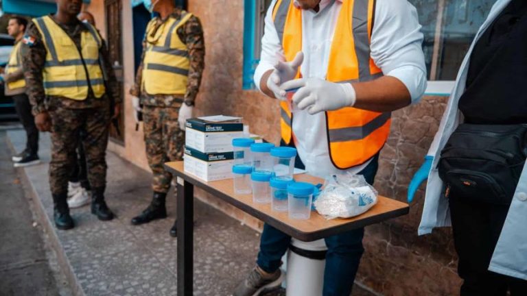 Intrant refuerza control: detecta 17 choferes con sustancias ilícitas y retira licencias