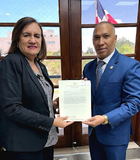 Diputado propone centro especializado para niños con autismo en Santo Domingo Este