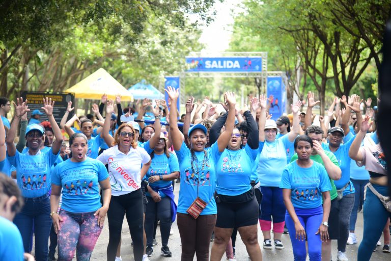 Pasos por la vida: jornada por la salud materna moviliza a Santo Domingo