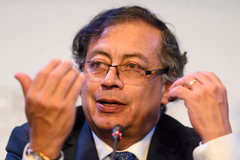 Explosiva carta de Leyva agita la política colombiana