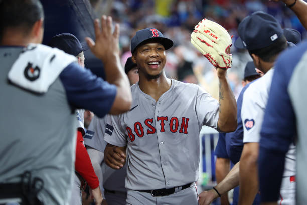 Brayan Bello brilla en su debut y Boston sigue ganando