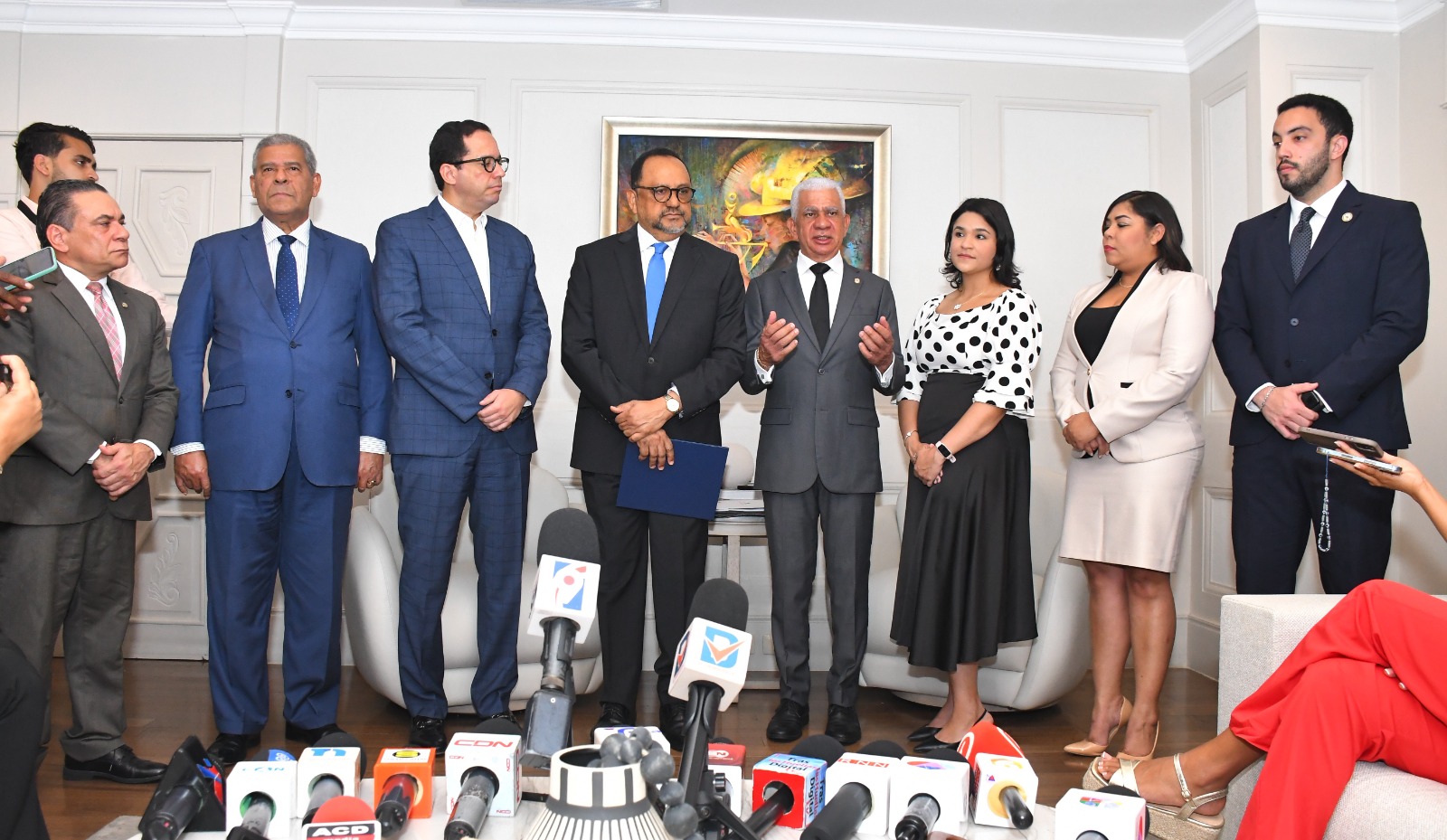 Fusionan Hacienda y Economía en nueva reestructuración estatal