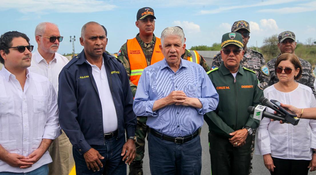 Abren Circunvalación de Baní para agilizar tránsito en Semana Santa