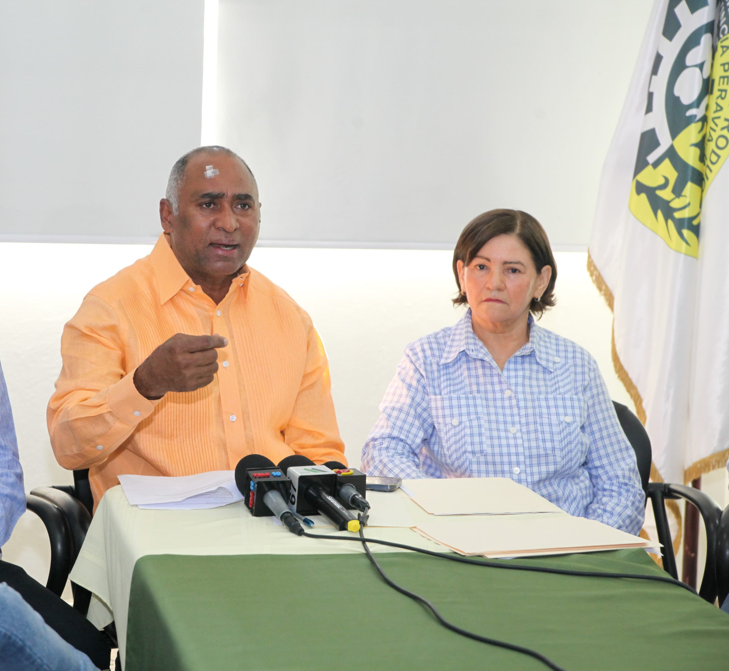 Oficina Senatorial de Peravia impulsa concurso para diseñar el futuro de la provincia