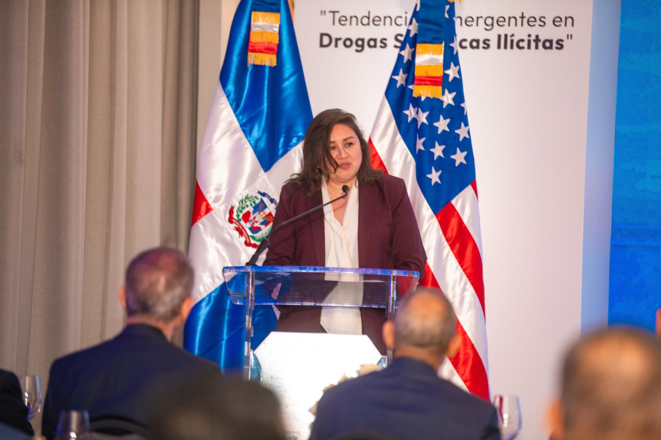 Patricia Aguilera destaca liderazgo de RD contra drogas sintéticas