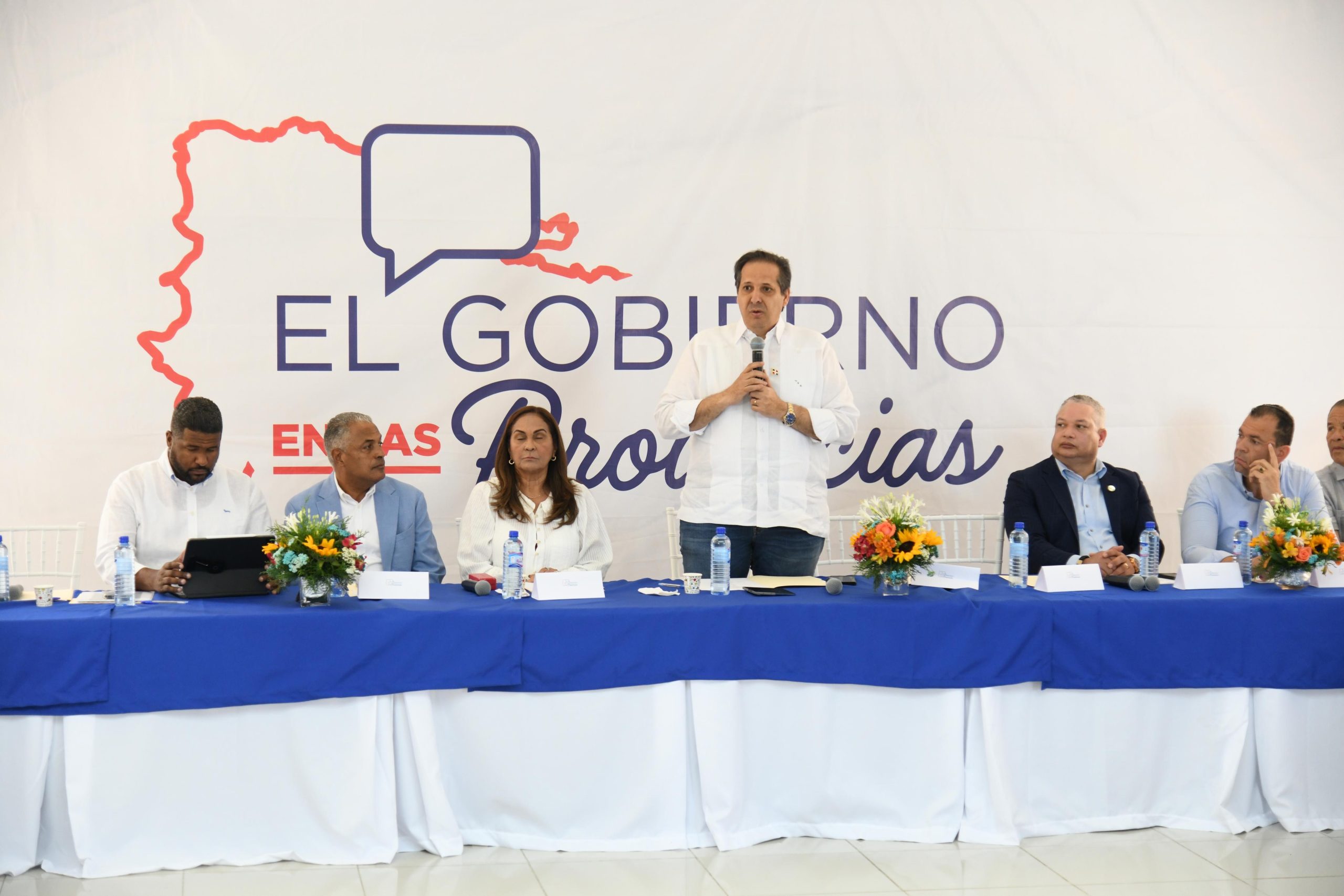 Gobierno escucha de cerca a Duarte en primer encuentro provincial