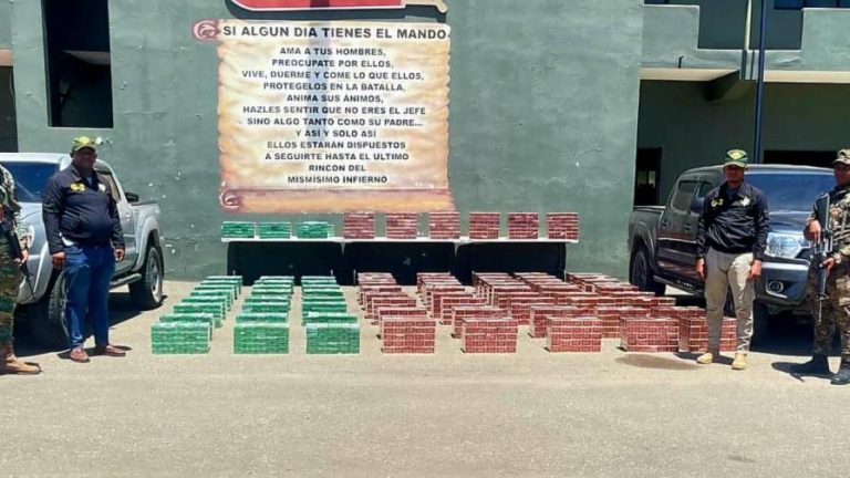 ERD detiene camioneta con cargamento de cigarrillos en Valverde