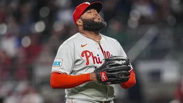 José Alvarado suspendido por dopaje