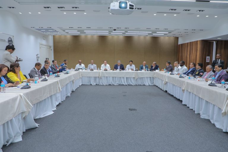 Candidaturas independientes reciben respaldo unánime