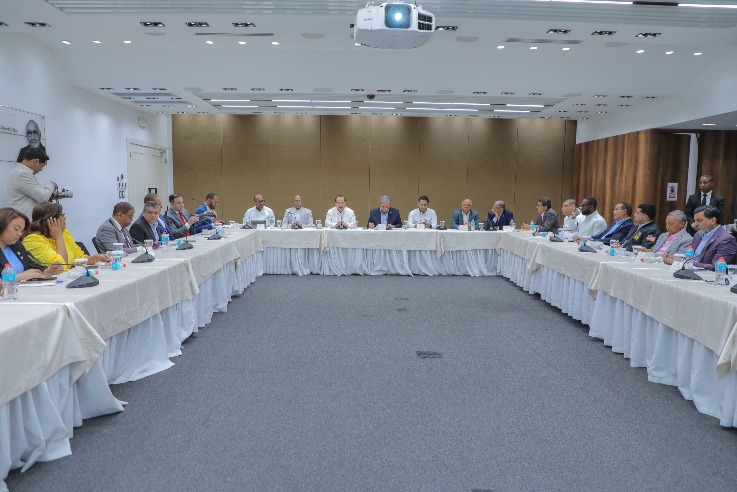 Candidaturas independientes reciben respaldo unánime