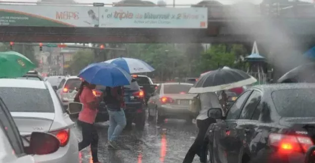 Vaguada y onda tropical traerán lluvias y tronadas en varias provincias