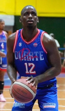 David Jones sacude la segunda división con 56 puntos en su debut