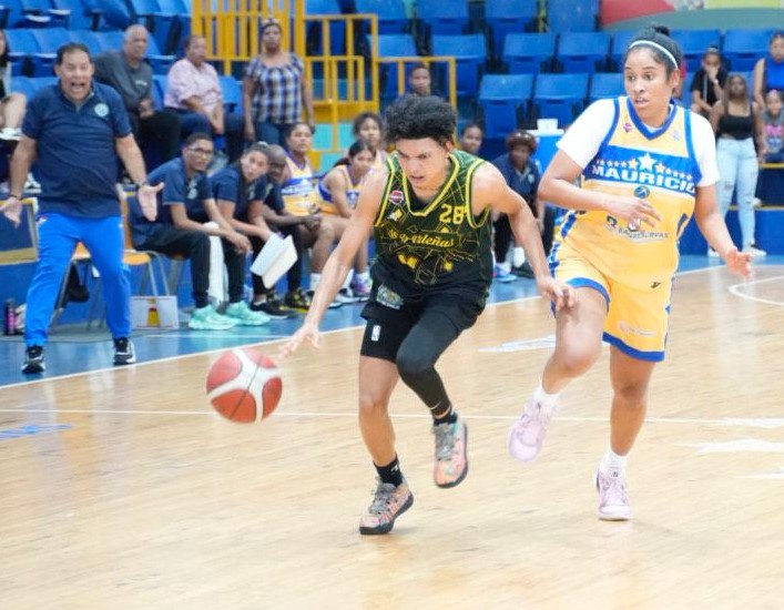 San Carlos pega primero en una final de infarto