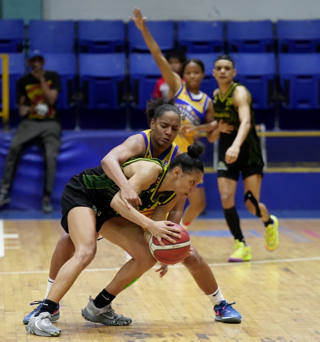 San Carlos a un paso de la corona en el TBS Femenino