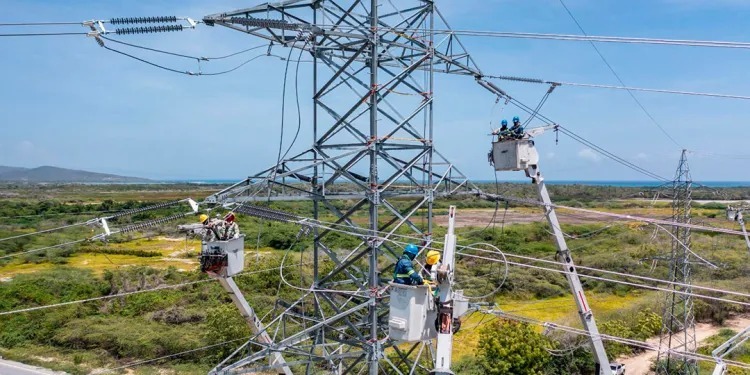 ETED ejecuta mejoras clave en red eléctrica nacional