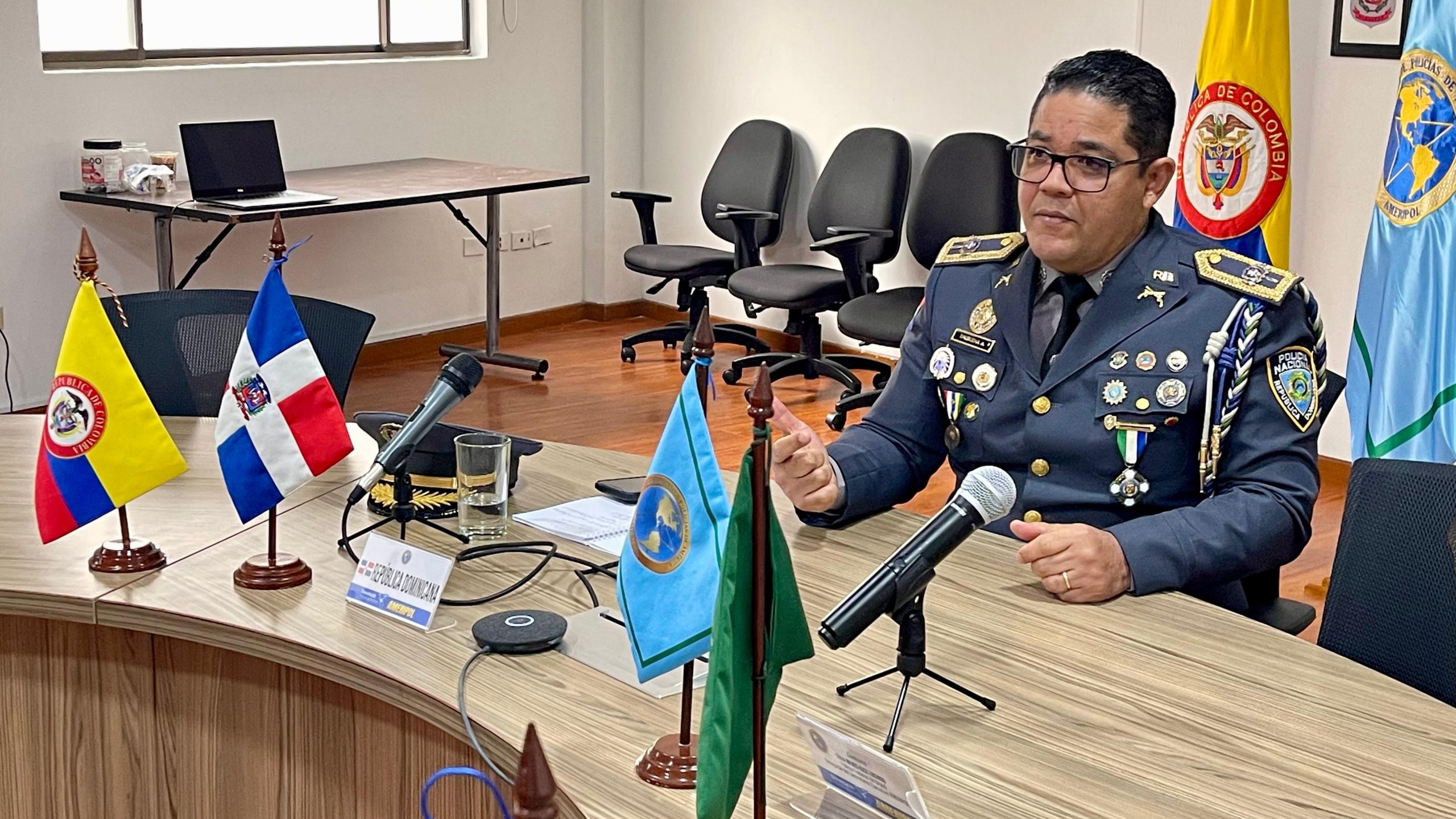 Policía dominicano expone enfoque preventivo en foro internacional