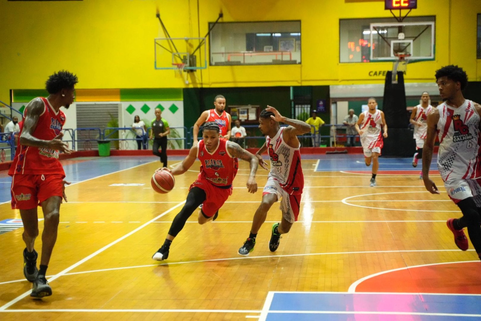 Villa Francisca remonta y avanza a la gran final