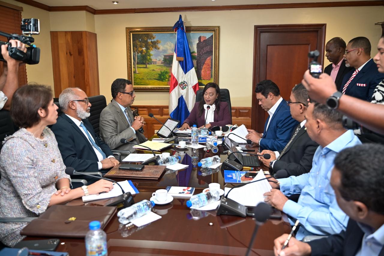 Congreso abre puertas al debate sobre libertad de expresión