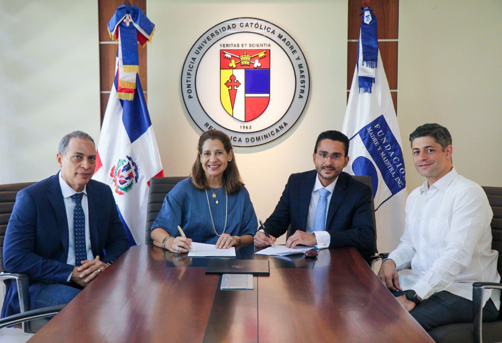 Filoyen apuesta por la excelencia universitaria