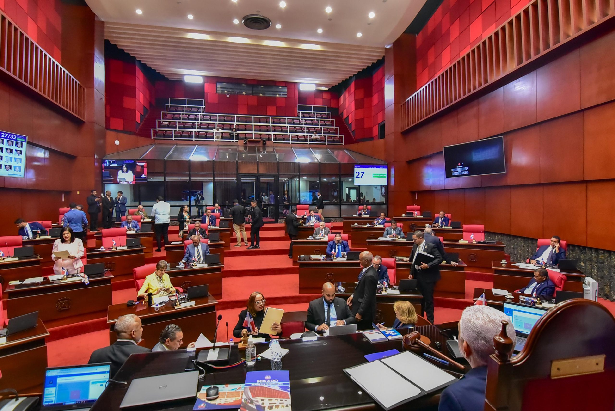 Reforma al Código Laboral enfrenta serios obstáculos en el Congreso