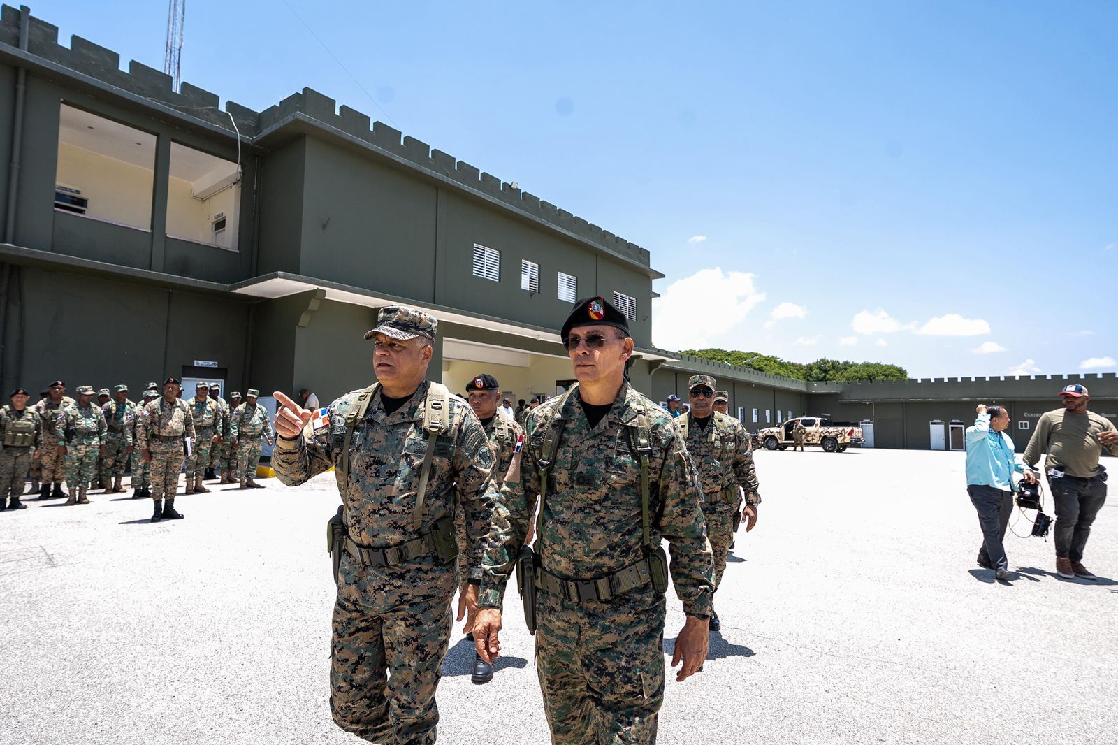 Ministro de Defensa refuerza vigilancia en frontera con supervisión estratégica