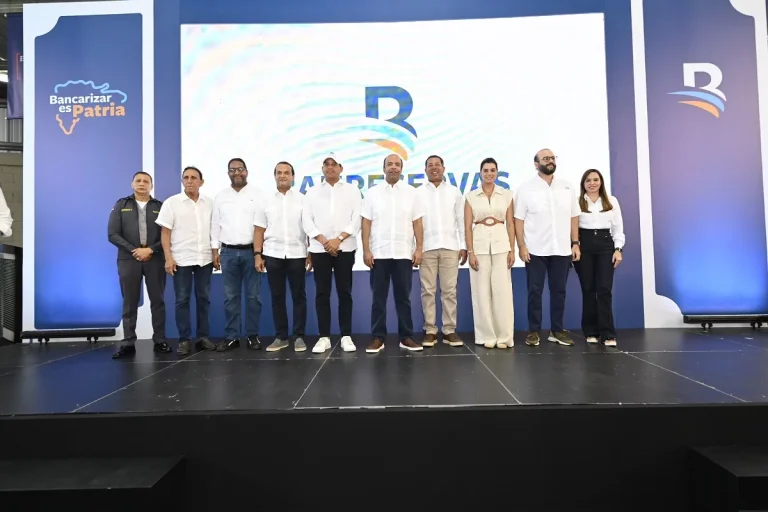“Bancarizar es Patria” llega a Capotillo con masiva participación ciudadana