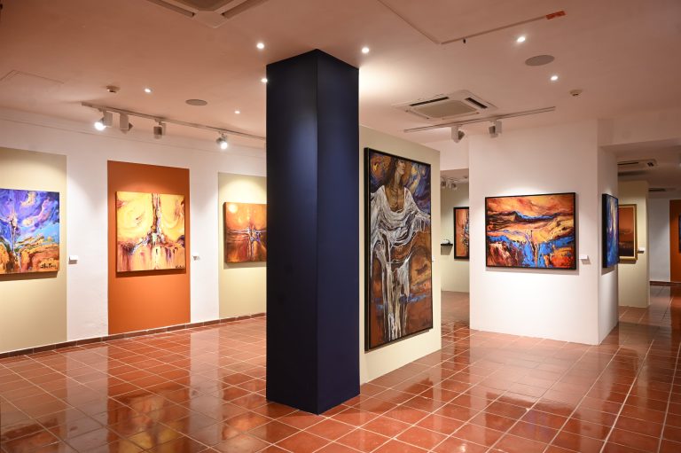 Elsa Núñez conecta arte y naturaleza en emotiva exposición en Banreservas