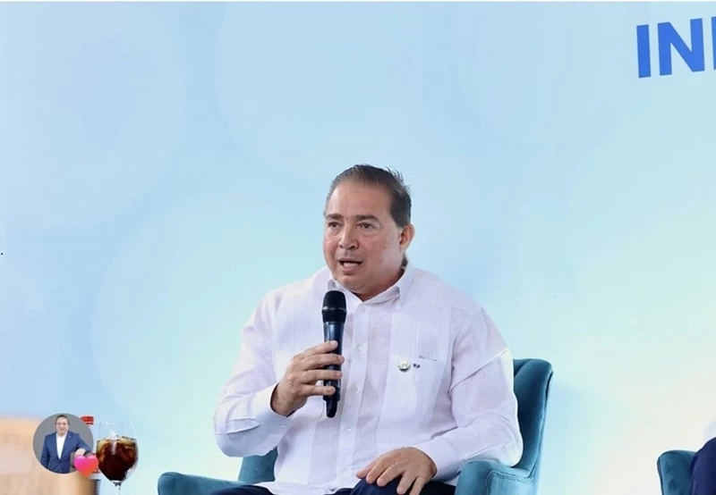 JAC presenta avances para modernizar la aviación en RD