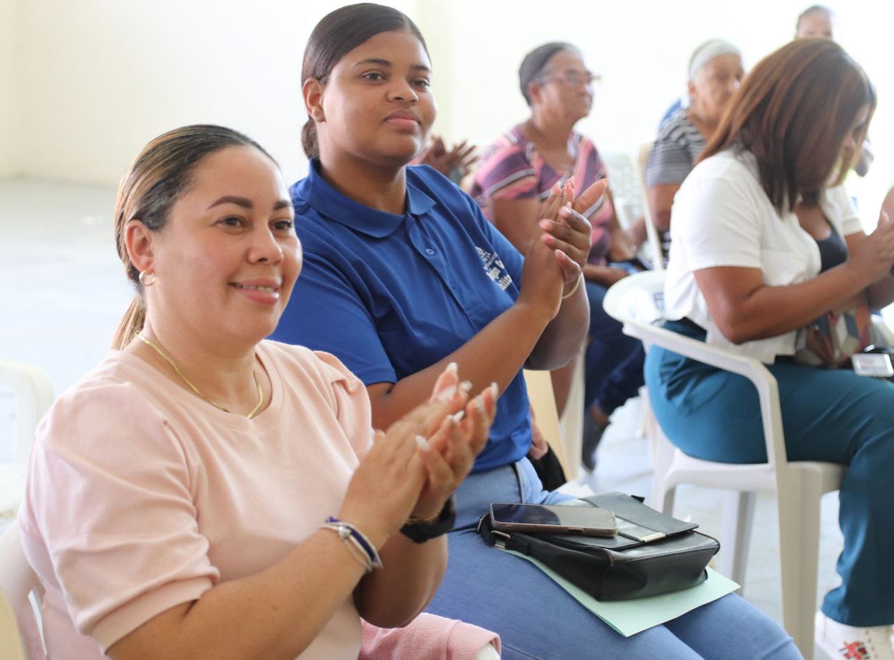 Súperate lleva educación financiera a comunidades de todo el país