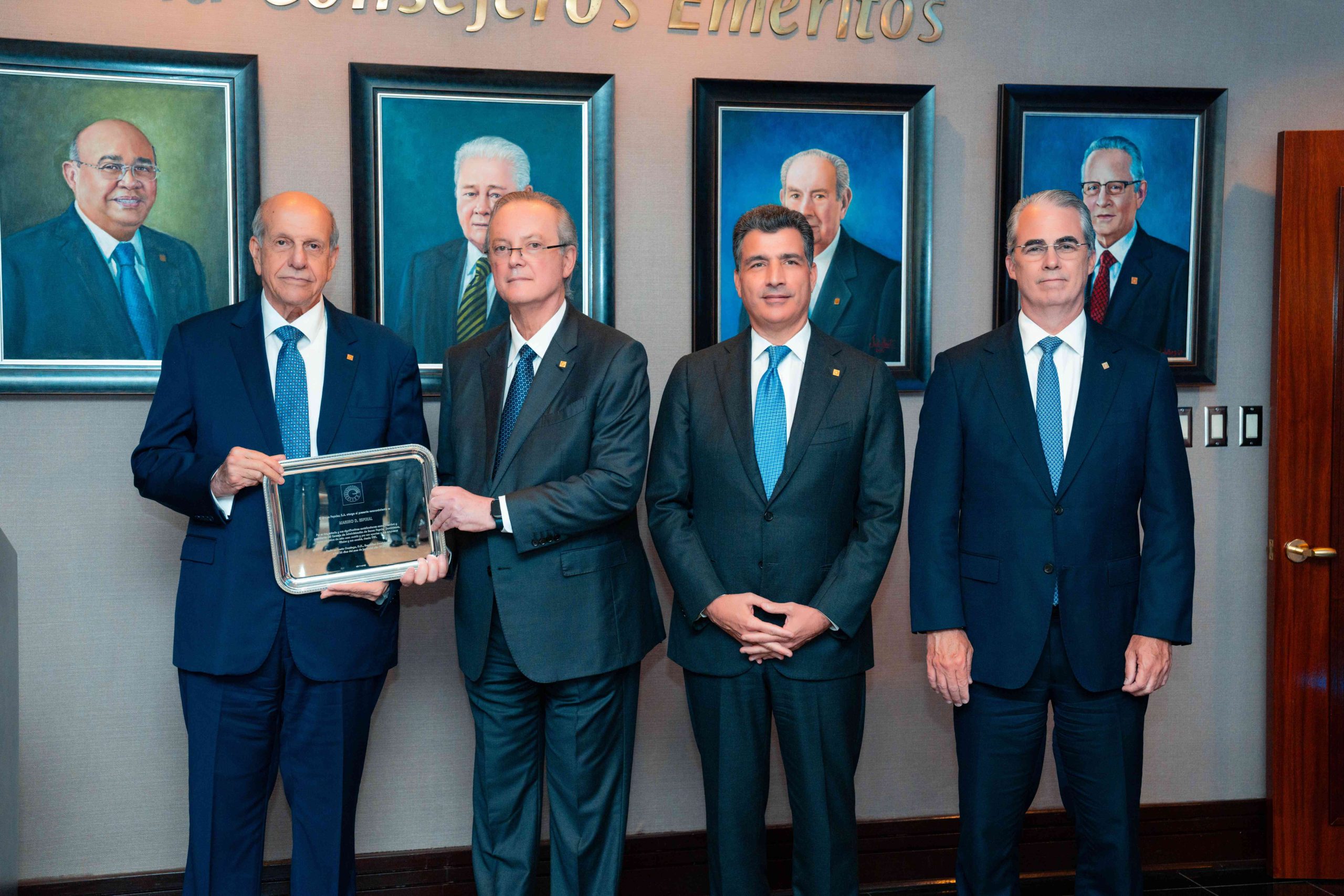 Grupo Popular reconoce a Marino D. Espinal como Consejero Emérito