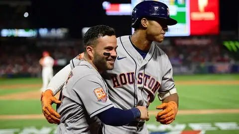 Astros aplastan a Mellizos con ofensiva liderada por Altuve y Melton