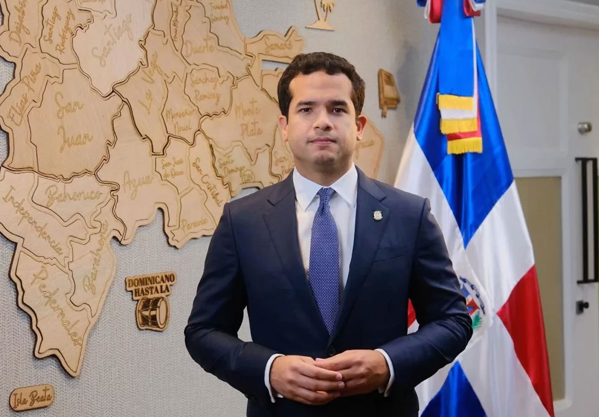 Omar Fernández aboga en EE.UU. por menos dependencia de mano de obra extranjera