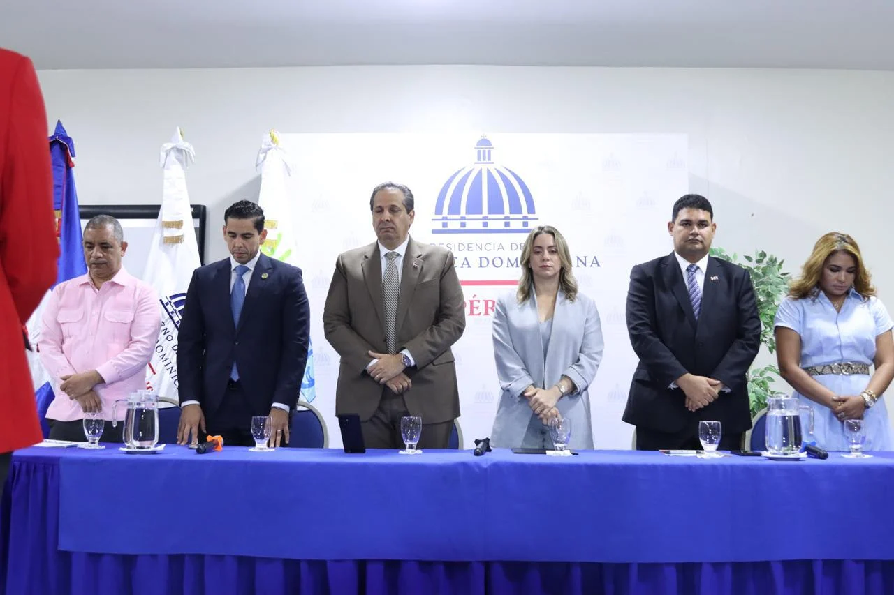 Gobierno da seguimiento integral a familias afectadas por tragedia en Jet Set