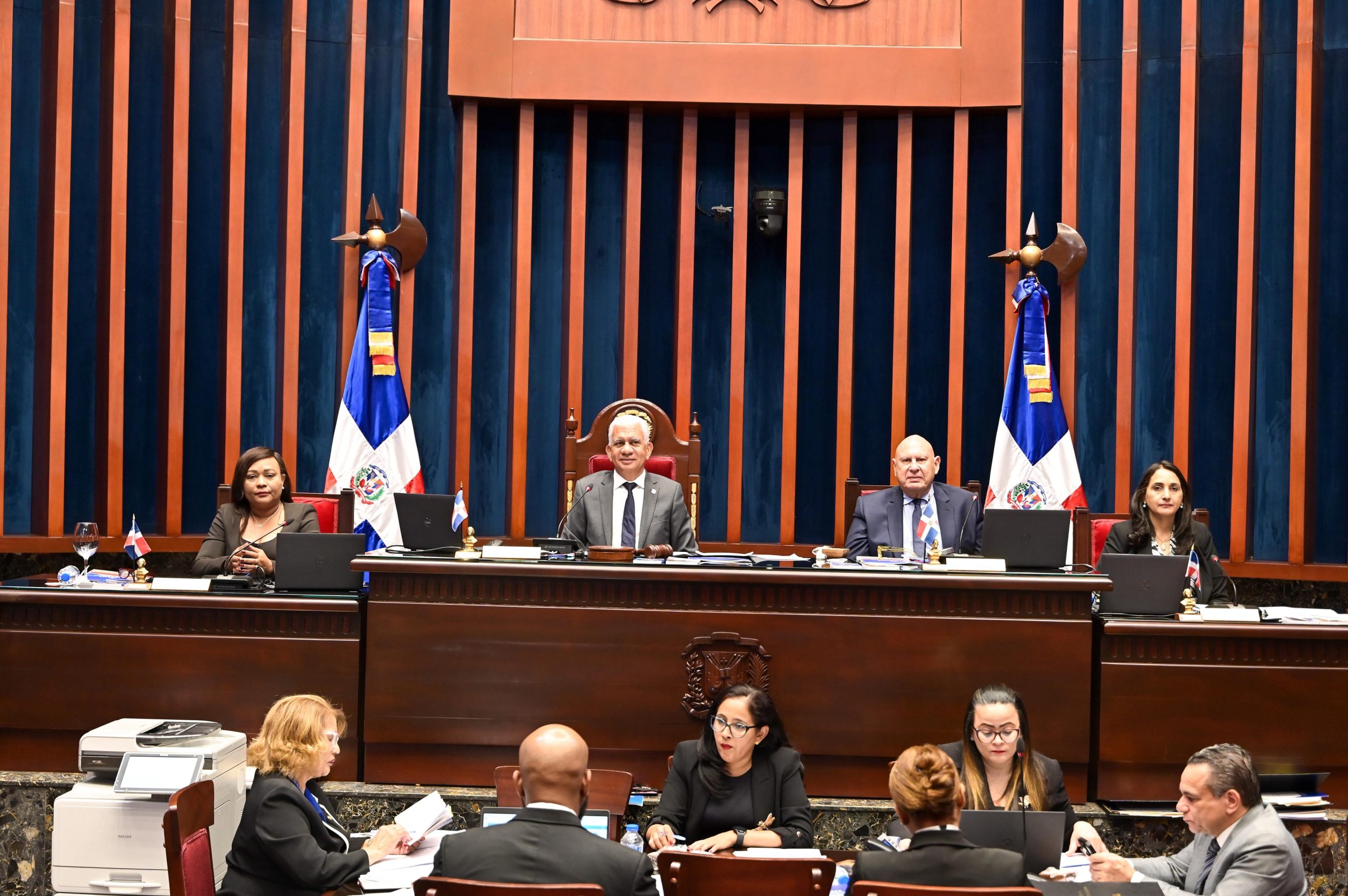 Senado crea comisión para estudiar Proyecto de Ley de Aguas