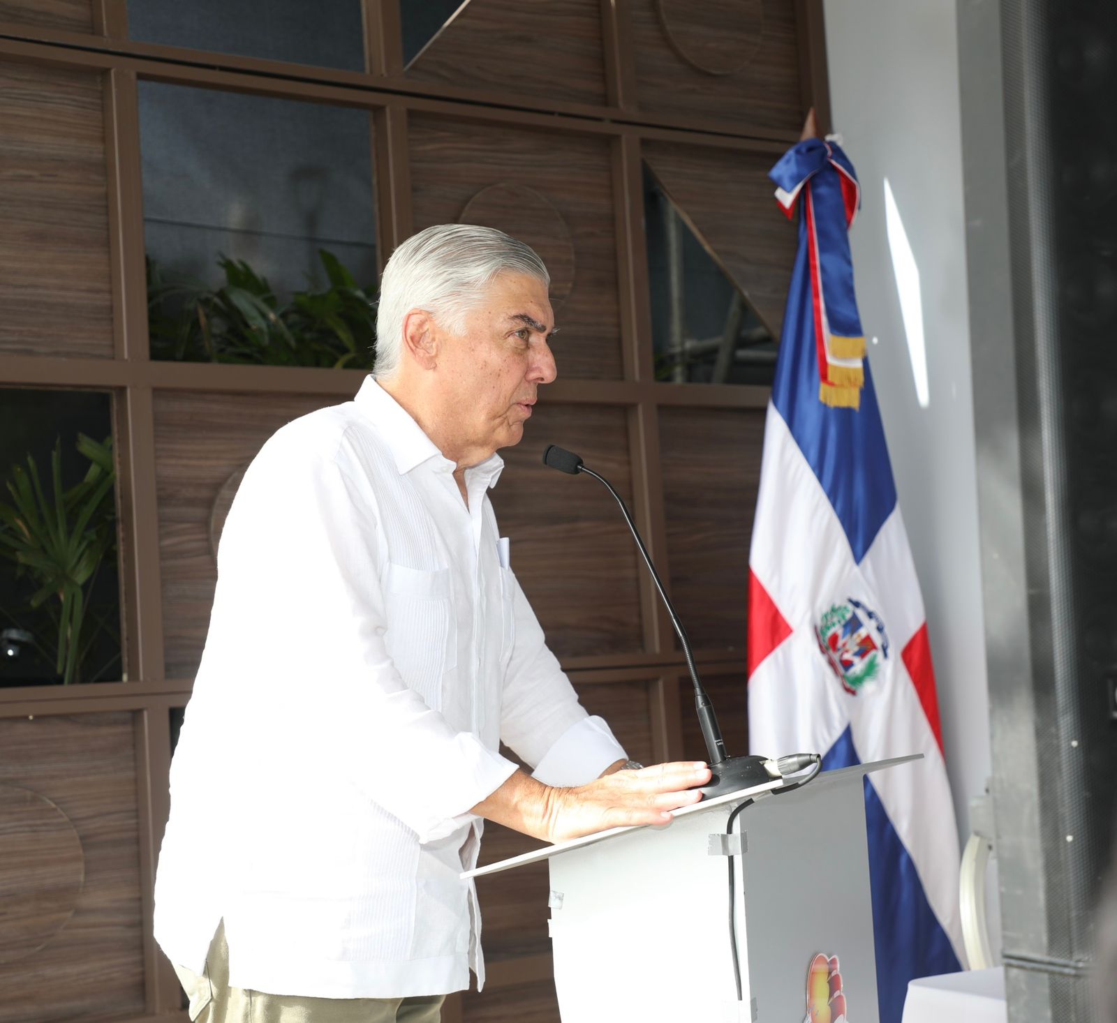 Empresarios agradecen obras que colocan a Samaná como destino de clase mundial