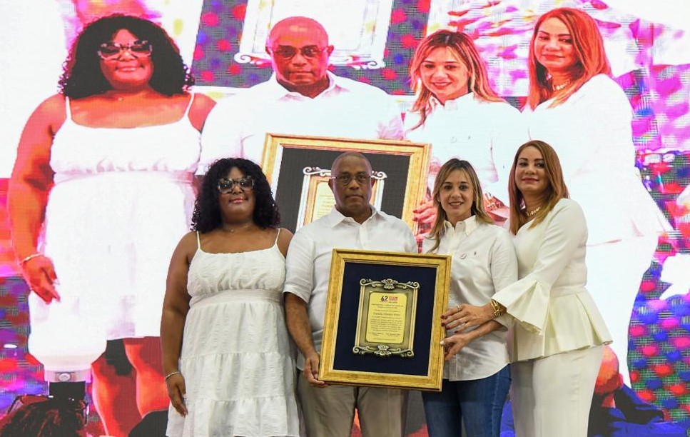 San Lázaro reconoce a cuatro miembros como “Lazareños por Siempre”