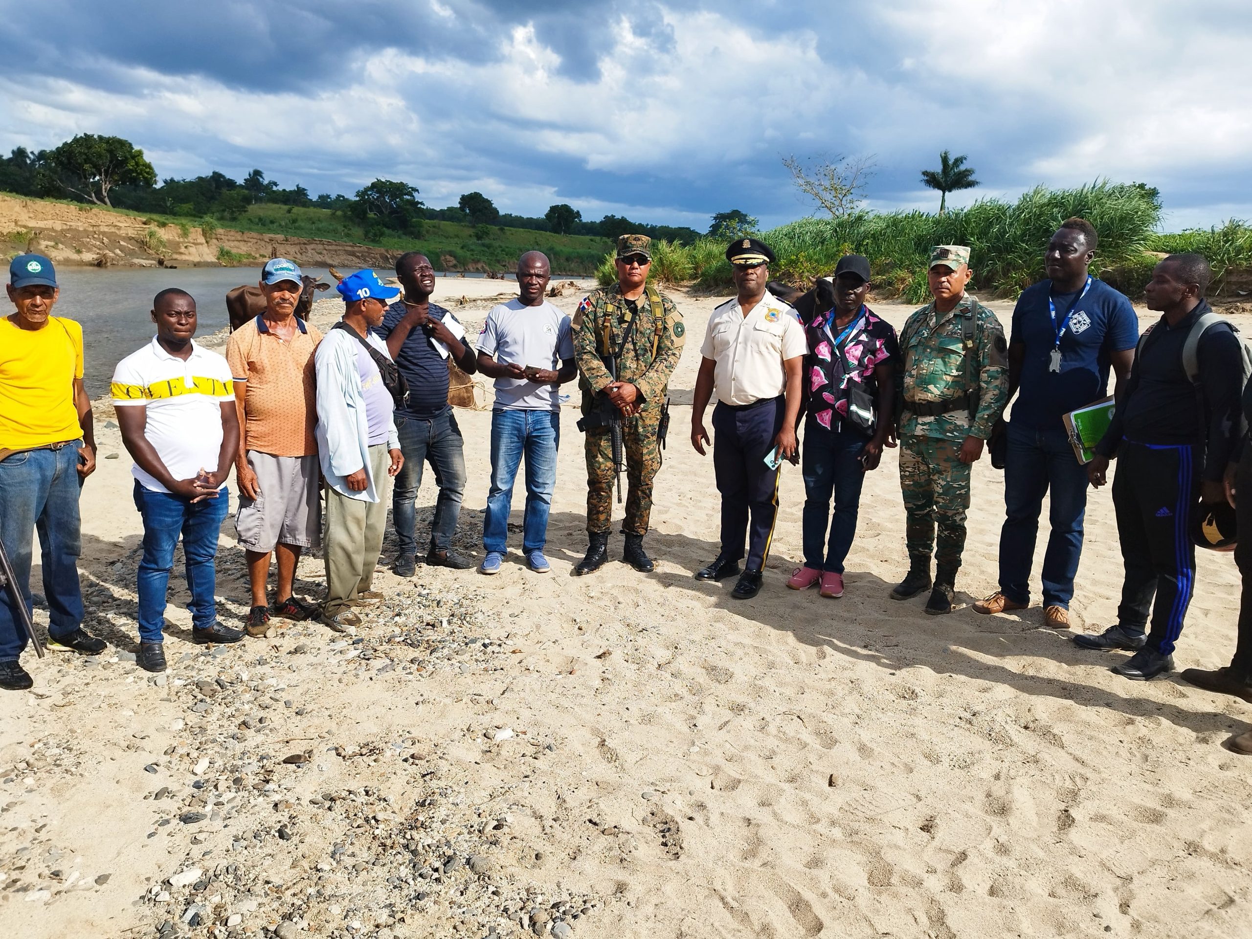 Ejército recupera y entrega ganado robado en Dajabón