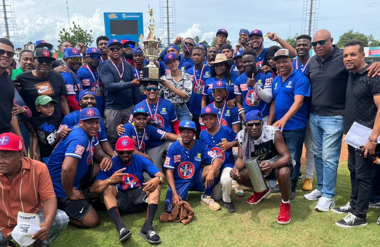 Ingenio Santa Fe repite corona en béisbol doble A de San Pedro