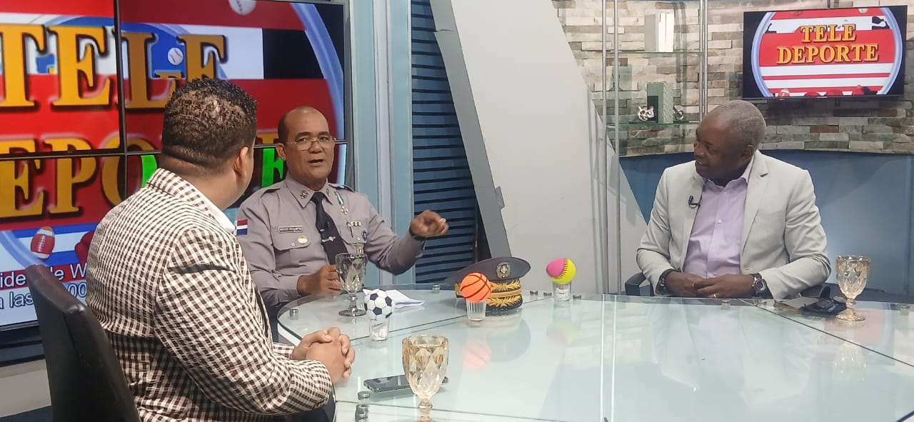 Jacobo Mateo Moquete revela cómo una pelota firmada por leyendas marcó su vida en Cristo Rey