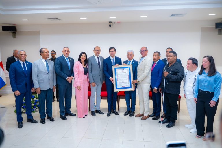 Senado reconoce al Teatro Orquestal Dominicano por su labor inclusiva
