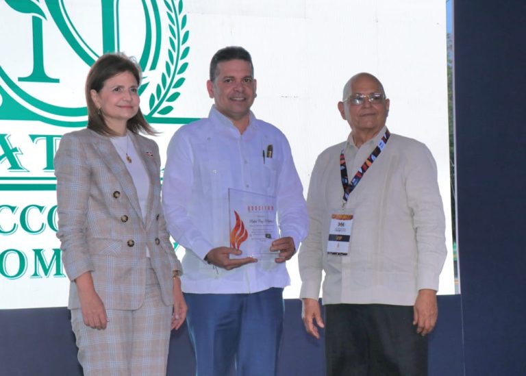 Gobierno destina RD$60 millones para fortalecer parque industrial tabacalero en Tamboril