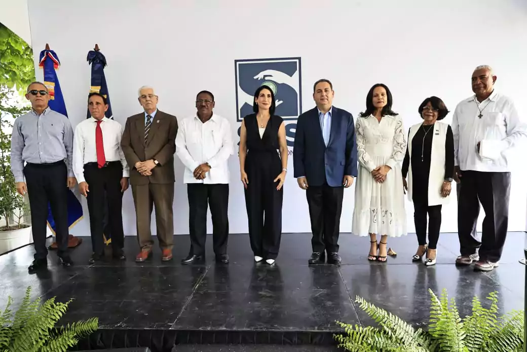 Hospital Infantil Rodríguez reabre área de consultas con moderna infraestructura y nuevos servicios