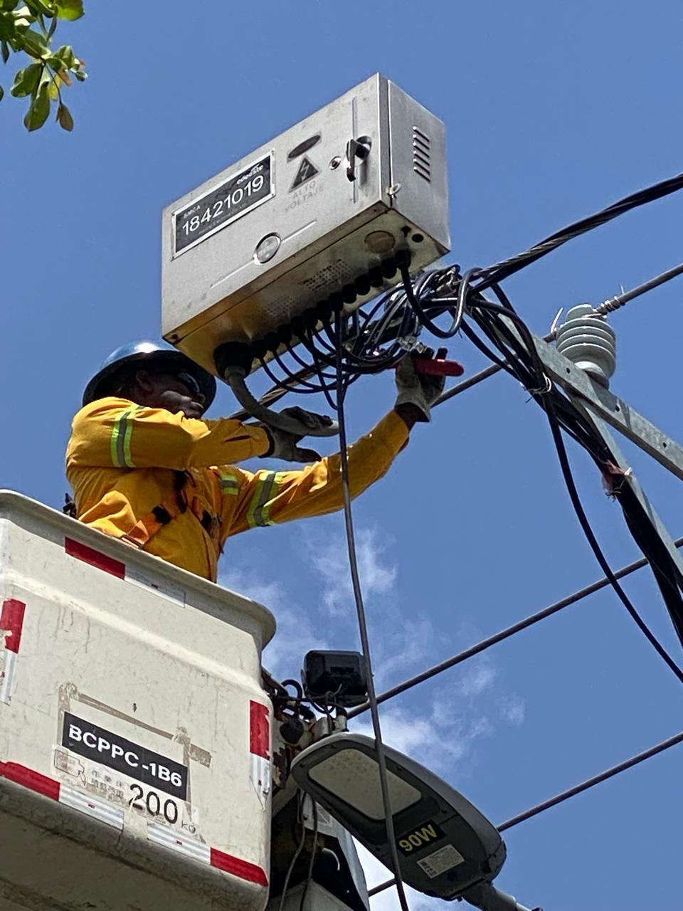 Edeeste intensifica operativos contra el fraude eléctrico en el Distrito Nacional y Santo Domingo Este