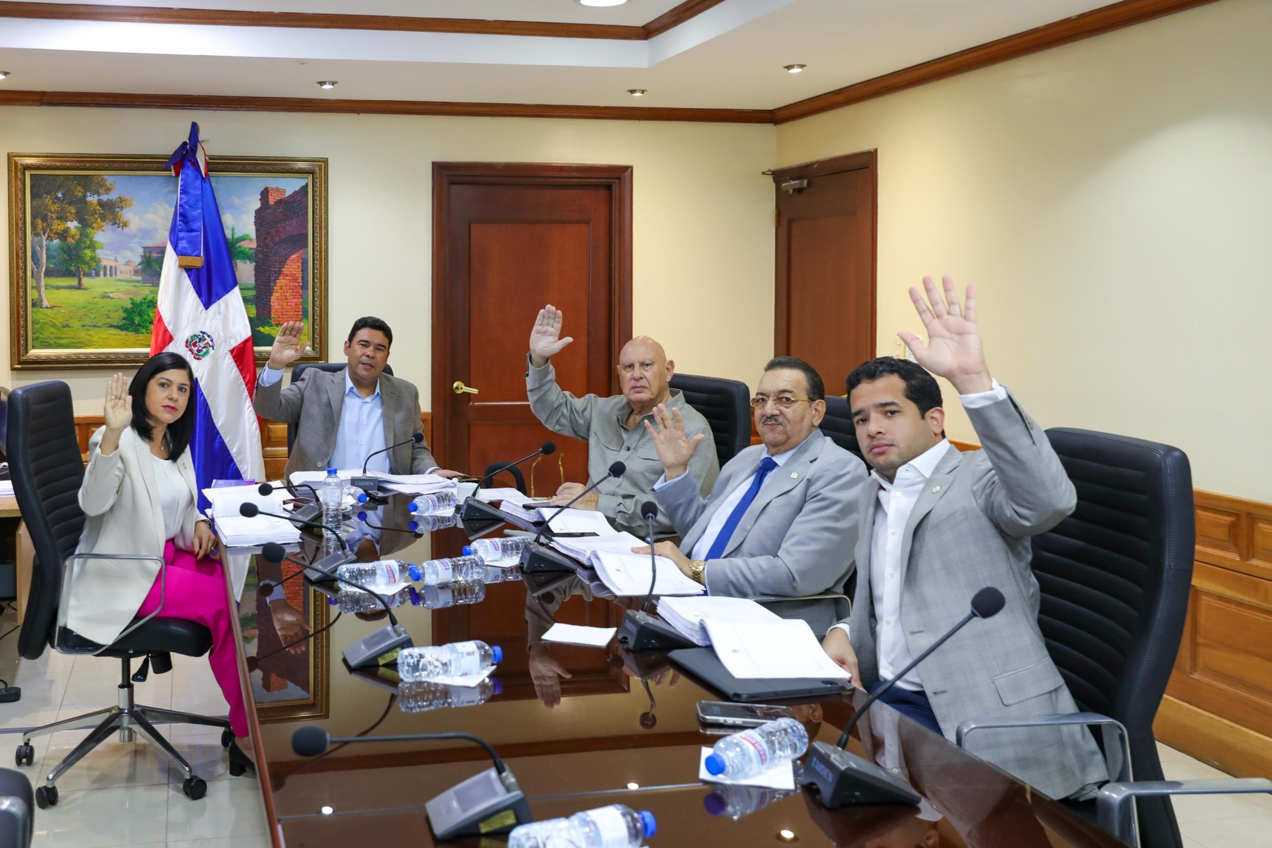 Senadores afinan cambios clave al Código de Trabajo