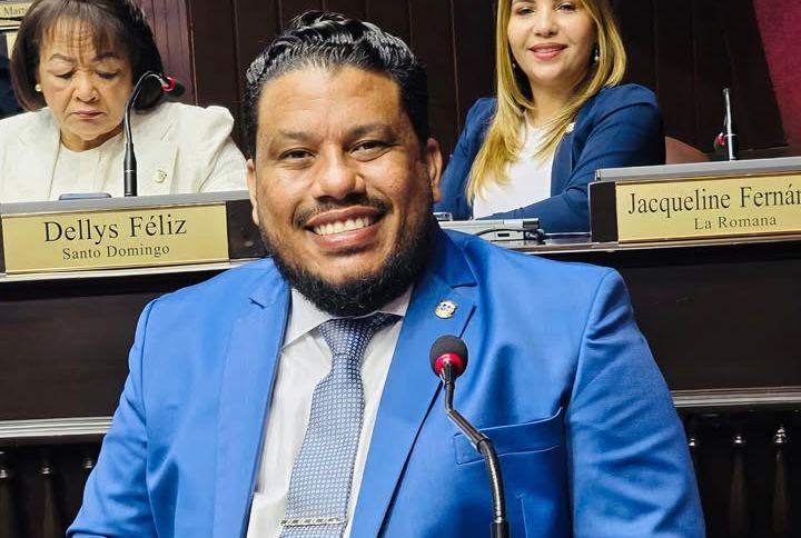 Simanca respalda medidas para transformar el tránsito en RD