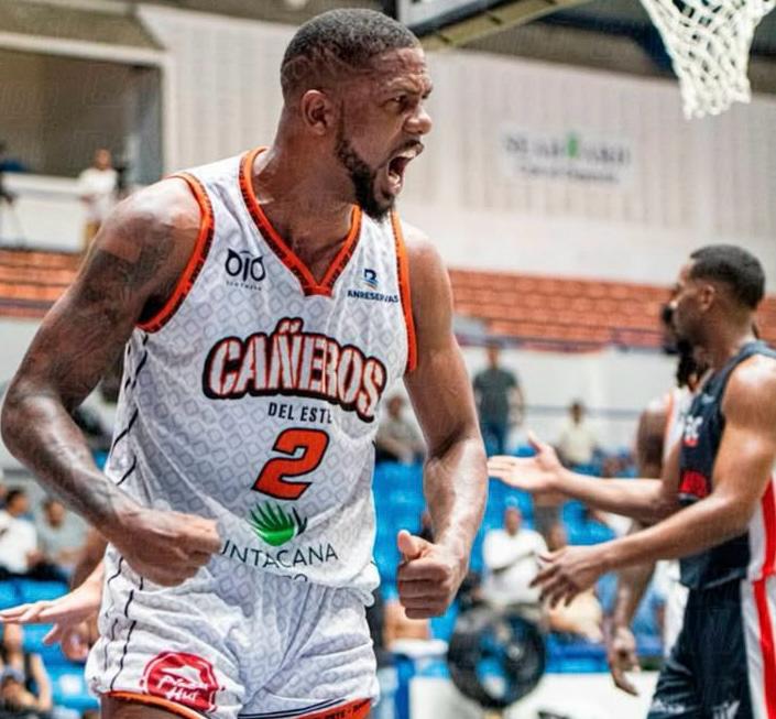 Colomé y Suero comandan victoria de Cañeros sobre Metros