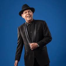 Fernando Villalona lanza nuevo álbum “A La Manera Mía” y celebra más de 50 años de música